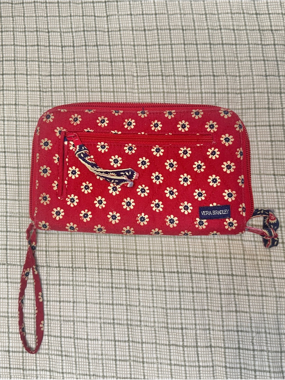 Vera Bradley Wristlet – Red Floral